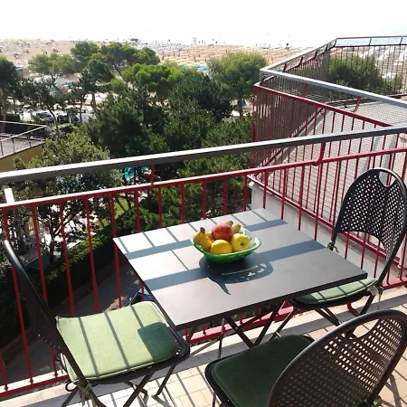 Cristallo Sea View *