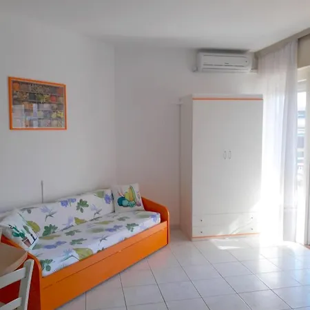 Cristallo Sea View Апартаменты